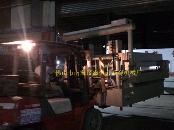 大幅面蝕刻機(進料1660mm)裝車出貨